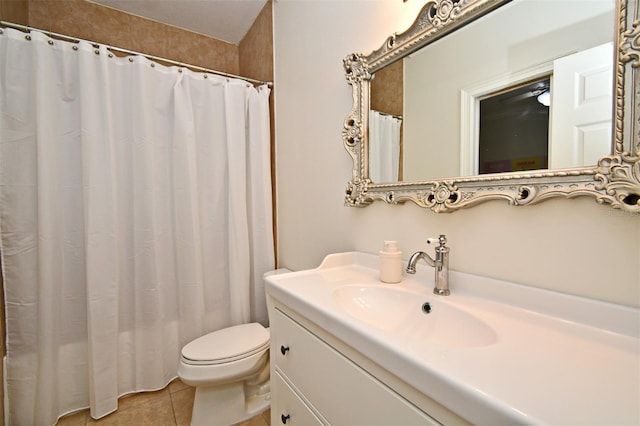 1653 Cheyenne Trl, Maitland, FL 32751 - bathroom featuring vanity, tile patterned flooring, and a shower with shower curtain