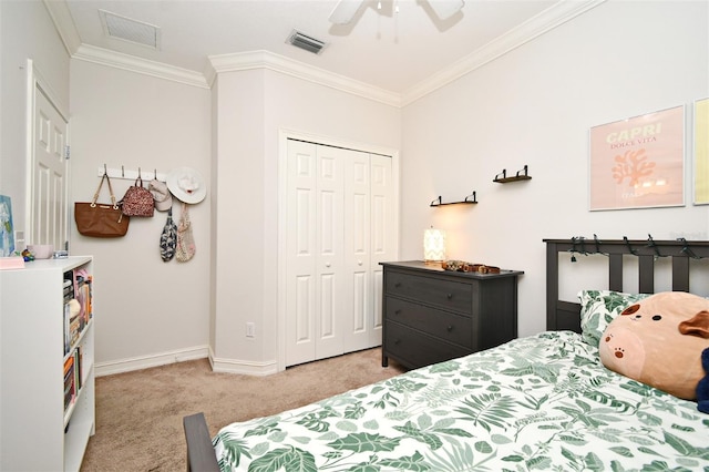 1653 Cheyenne Trl, Maitland, FL 32751 - bedroom with carpet floors, crown molding, a closet, and a ceiling fan