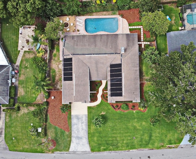 1653 Cheyenne Trl, Maitland, FL 32751 - view of subject property featuring a pool