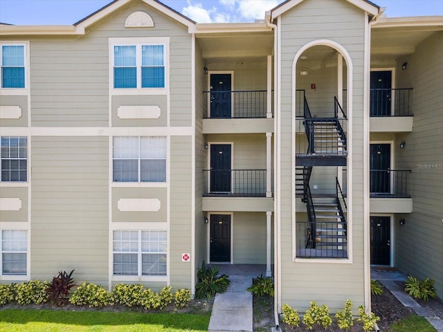 2550 N Alafaya Trl Unit 9201, Orlando, FL 32826 - photo 2