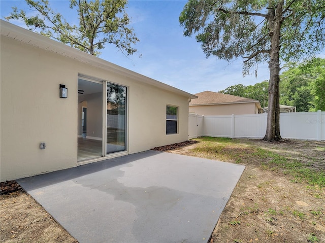 2823 NE 24th Pl, Ocala, FL 34470 - view of yard featuring a patio area