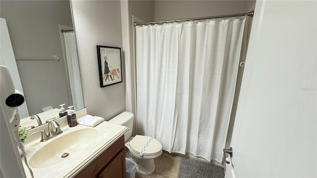 8940 Sugar Palm Rd, Kissimmee, FL 34747 - full bathroom featuring vanity, tile patterned floors, and curtained shower