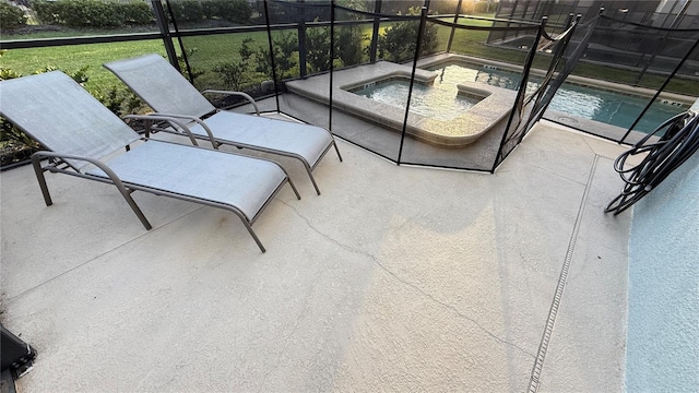 8940 Sugar Palm Rd, Kissimmee, FL 34747 - balcony with an in-ground hot tub