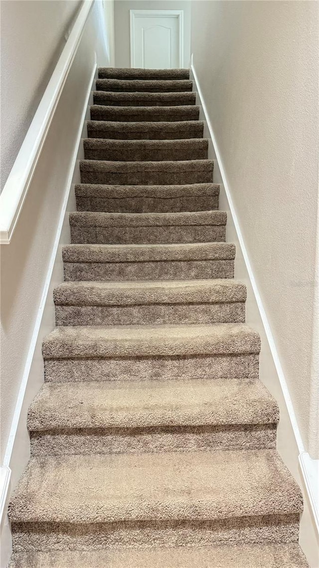 8940 Sugar Palm Rd, Kissimmee, FL 34747 - view of stairway