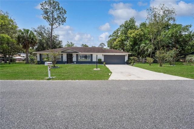 543 Silver Crse, Ocala, FL 34472 - single story home with an attached garage and concrete driveway