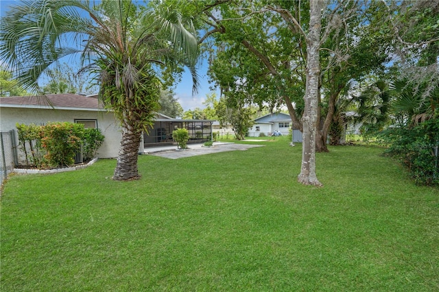 543 Silver Crse, Ocala, FL 34472 - view of yard with a lanai