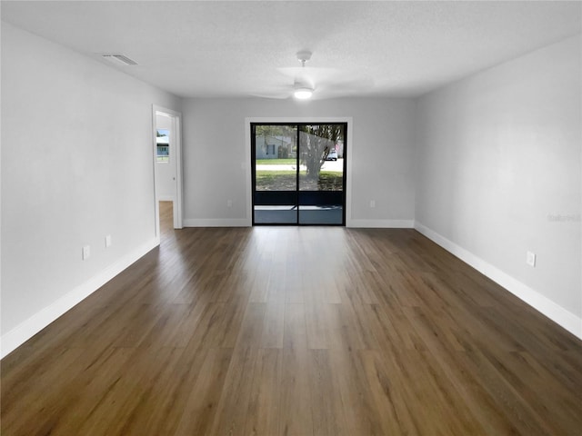 12800 Kellywood Cir, Hudson, FL 34669 - photo 3