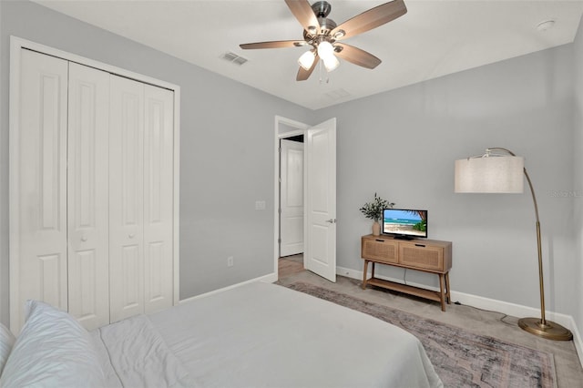 1061 Castlevecchio Loop, Orlando, FL 32825 - bedroom featuring a closet and ceiling fan