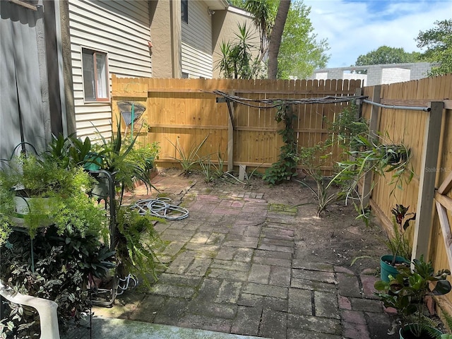 1409 Oak Pl Unit F, Apopka, FL 32712 - view of patio / terrace