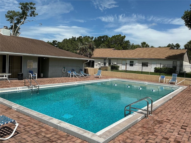 1409 Oak Pl Unit F, Apopka, FL 32712 - community pool with a patio area