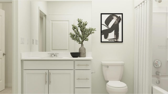 2086 Lasso Loop, Eagle Lake, FL 33839 - full bathroom with vanity and shower / bath combination with curtain