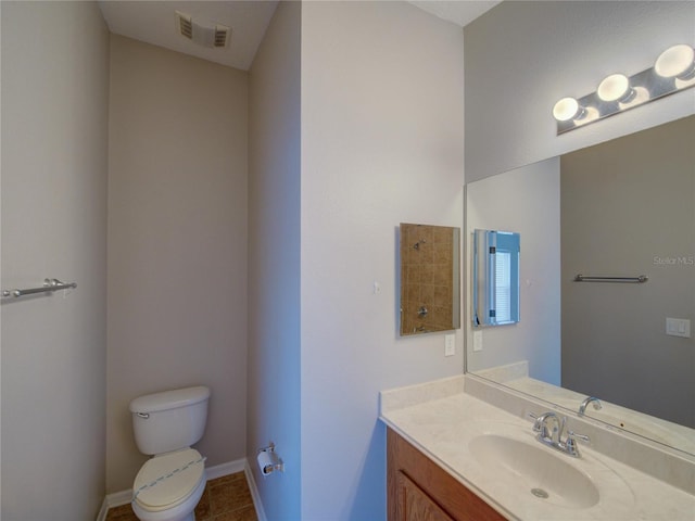 7462 Bentonshire Ave, Windermere, FL 34786 - bathroom featuring vanity and tile patterned floors