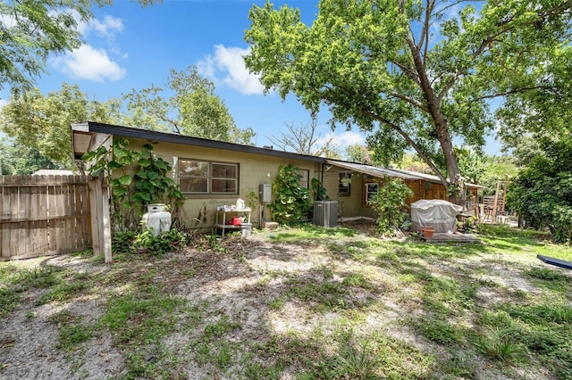 905 Flewelling Ave, Ocoee, FL 34761 - rear view of property