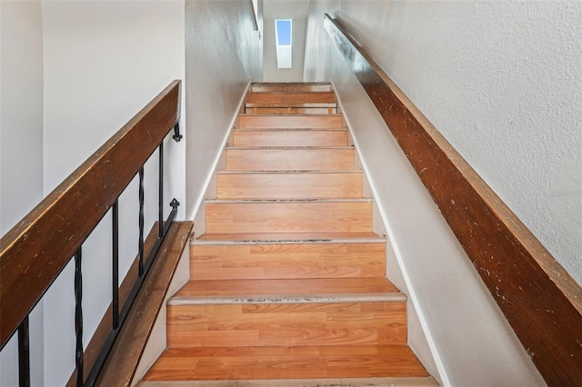 3118 S Semoran Blvd Unit 2, Orlando, FL 32822 - stairway with a textured wall