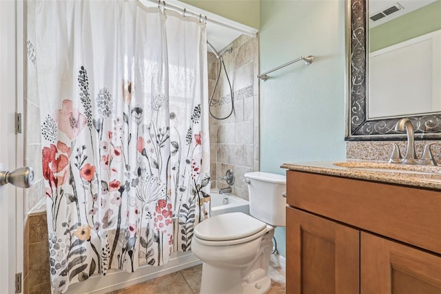3118 S Semoran Blvd Unit 2, Orlando, FL 32822 - bathroom featuring vanity, shower / tub combo, and tile patterned floors
