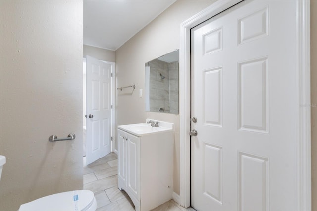 3850 11th Ave S, Saint Petersburg, FL 33711 - full bathroom with vanity and tiled shower