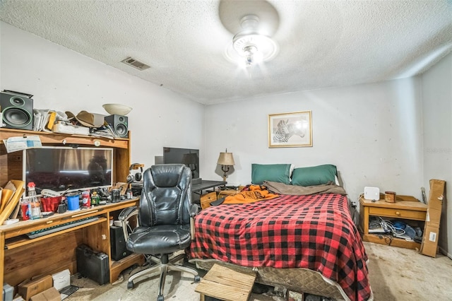 6401 Fortune Ln, Apopka, FL 32712 - carpeted bedroom featuring a textured ceiling and an office area