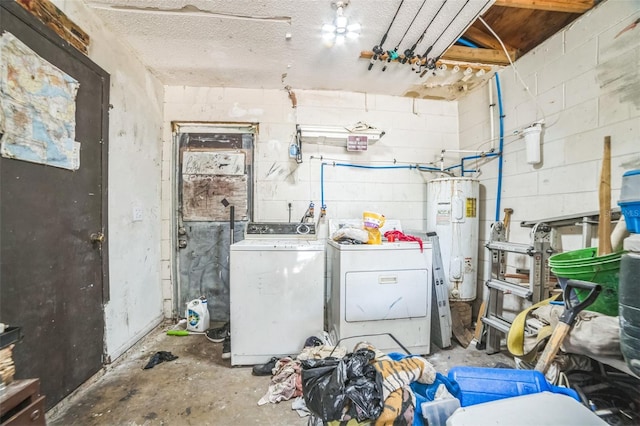 6401 Fortune Ln, Apopka, FL 32712 - laundry area with washer and dryer, water heater, and concrete block wall