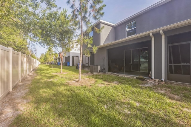 819 Lucent Sands Ct, Brandon, FL 33511 - view of yard
