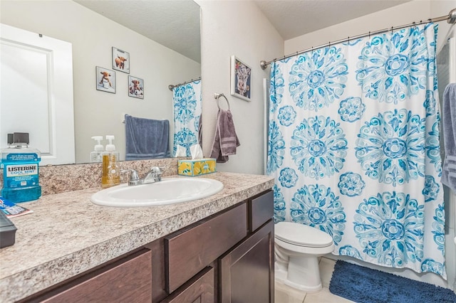 819 Lucent Sands Ct, Brandon, FL 33511 - bathroom featuring vanity, tile patterned flooring, and a shower with curtain