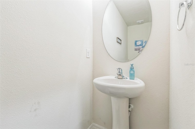 819 Lucent Sands Ct, Brandon, FL 33511 - view of bathroom
