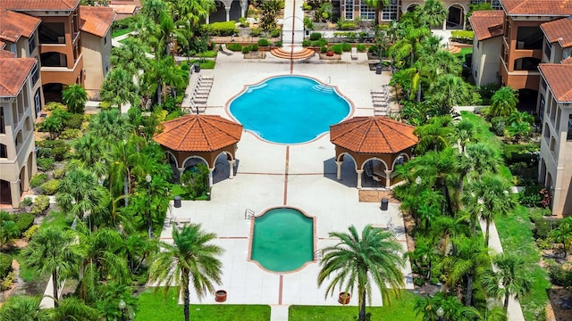 5566 Metrowest Blvd Unit 10, Orlando, FL 32811 - community pool with a patio and a gazebo