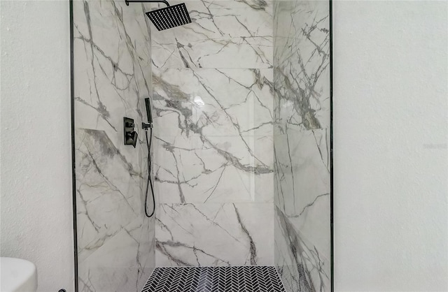 1921 Heathwood Dr, Winter Park, FL 32792 - full bath with a marble finish shower and toilet