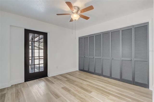 1921 Heathwood Dr, Winter Park, FL 32792 - entryway with wood finished floors and a ceiling fan