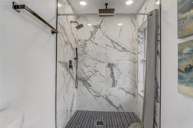 1921 Heathwood Dr, Winter Park, FL 32792 - full bath featuring a marble finish shower and recessed lighting