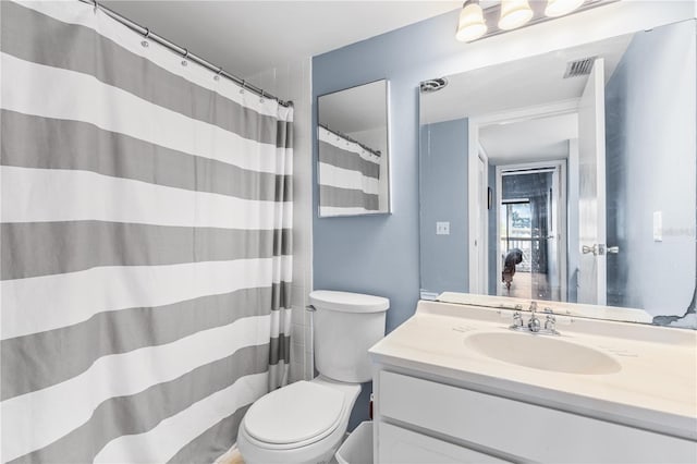 1051 S Highland St Unit 7D, Mount Dora, FL 32757 - full bathroom with toilet and vanity