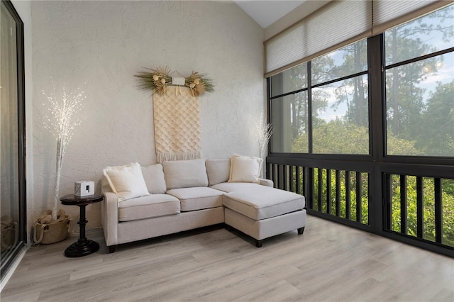 308 N Shadowbay Blvd Unit 214, Longwood, FL 32779 - sunroom featuring plenty of natural light and vaulted ceiling