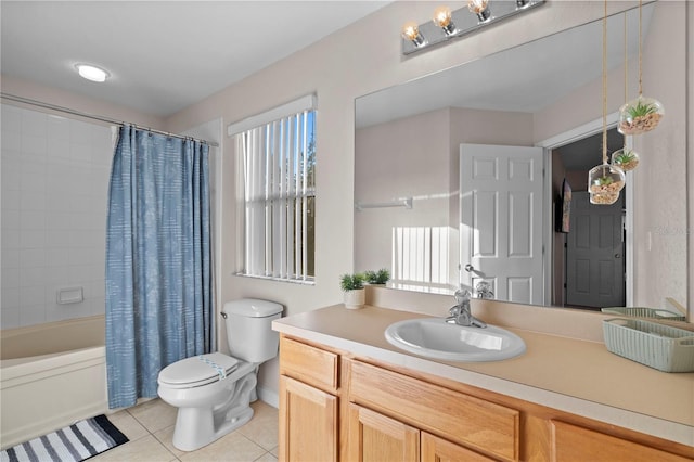 2717 Camaro Dr, Kissimmee, FL 34746 - bathroom with tile patterned floors, vanity, and shower / bath combo with shower curtain