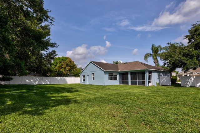 2237 Wintermere Pointe Dr, Winter Garden, FL 34787 - rear view of property with a sunroom