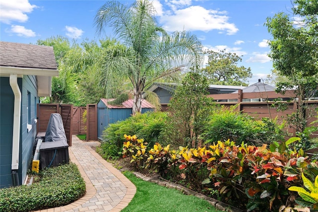 2312 S Summerlin Ave, Orlando, FL 32806 - view of yard featuring a storage shed