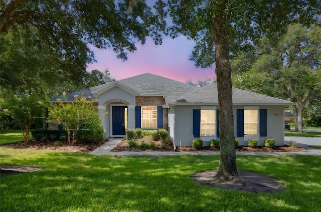 2782 Cedar Knoll Dr, Apopka, FL 32712 - ranch-style house with stucco siding and a front yard