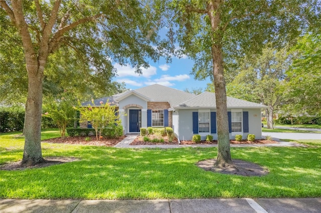 2782 Cedar Knoll Dr, Apopka, FL 32712 - single story home with a front yard and stucco siding