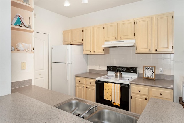 1125 Lake Shadow Cir Unit 5308, Maitland, FL 32751 - kitchen featuring under cabinet range hood, electric stove, freestanding refrigerator, tasteful backsplash, and light brown cabinetry