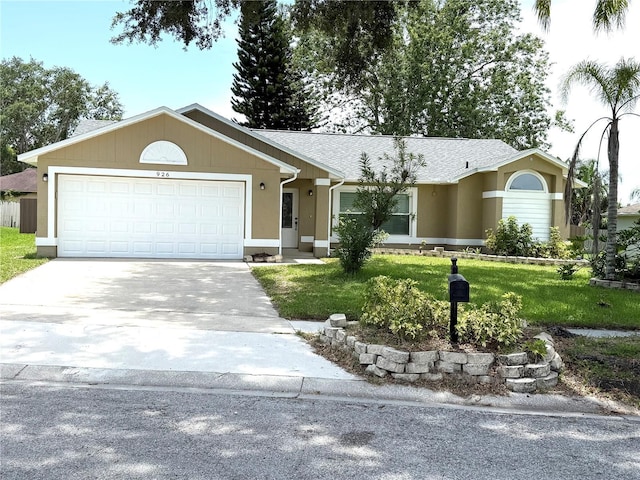 926 Freshmeadow Ct, Apopka, FL 32703 - single story home featuring a garage, a front yard, driveway, and roof with shingles