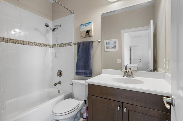 16412 Good Hearth Blvd, Clermont, FL 34711 - full bath featuring  shower combination and vanity