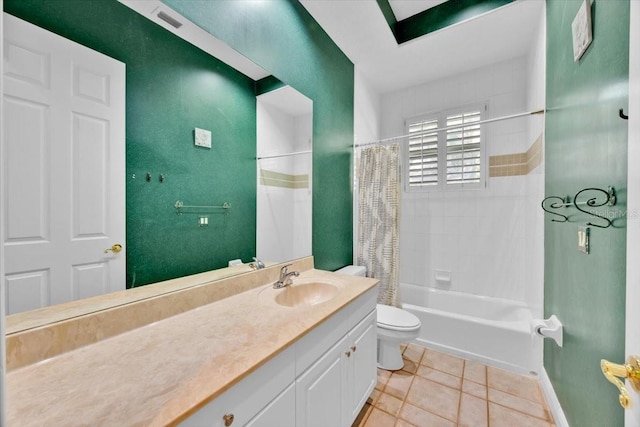 307 Running Wind Ln, Maitland, FL 32751 - bathroom with vanity, shower / tub combo, and tile patterned flooring