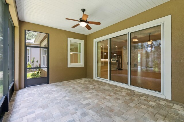 207 Spalding Way, Deland, FL 32724 - unfurnished sunroom featuring a skylight