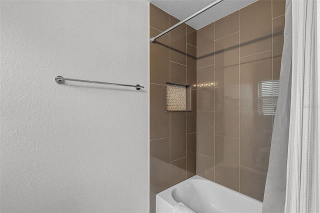 7742 Sugar Bend Dr Unit 7742, Orlando, FL 32819 - bathroom with shower / bath combo