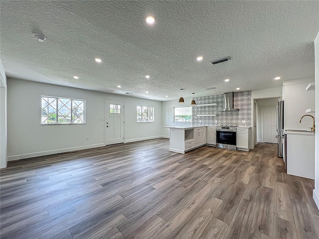 3321 Mahalia Pl, Orlando, FL 32805 - photo 18