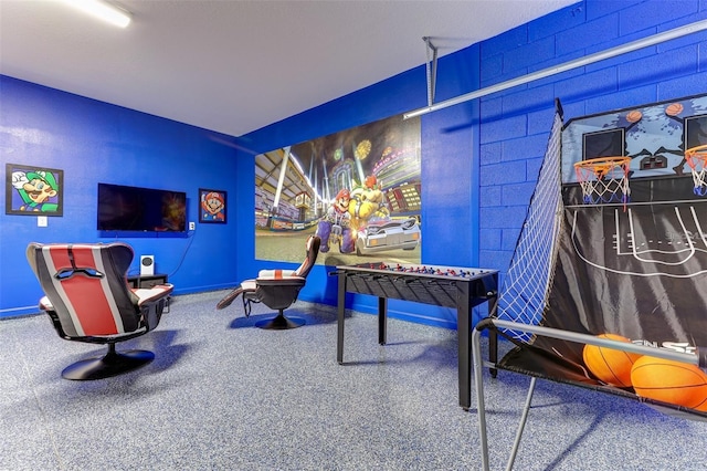 2537 Shanti Dr, Kissimmee, FL 34746 - recreation room with baseboards