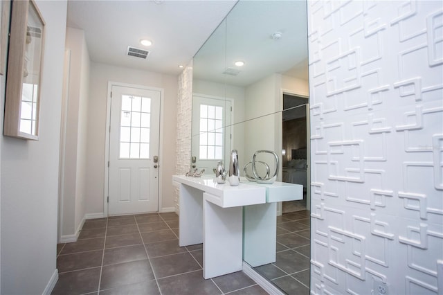 9071 Sunshine Ridge Loop, Kissimmee, FL 34747 - bathroom featuring tile patterned flooring and recessed lighting