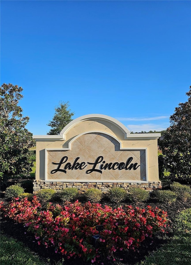 483 Shadow Gorge Way, Eustis, FL 32736 - view of community sign