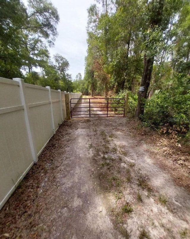 569 NE 356th Ave, Old Town, FL 32680