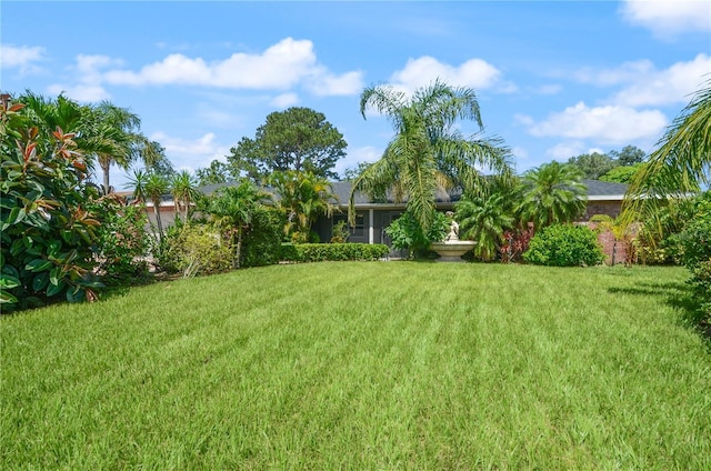 209 7th St S, Haines City, FL 33844 - view of grassy yard