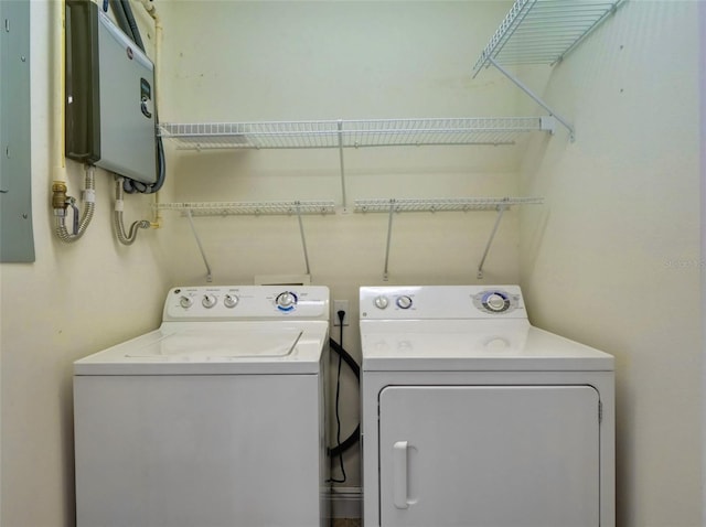 17322 Chateau Pine Way, Clermont, FL 34711 - laundry area with washing machine and clothes dryer