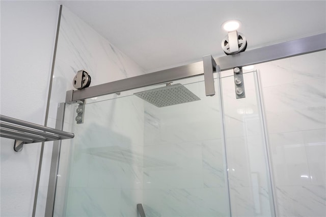 1097 Trappers Trail Loop, Davenport, FL 33896 - bathroom with a shower stall